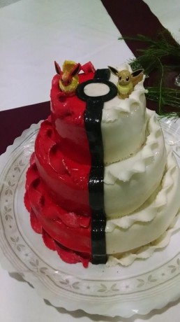 Свадебный торт покебол с покемонами